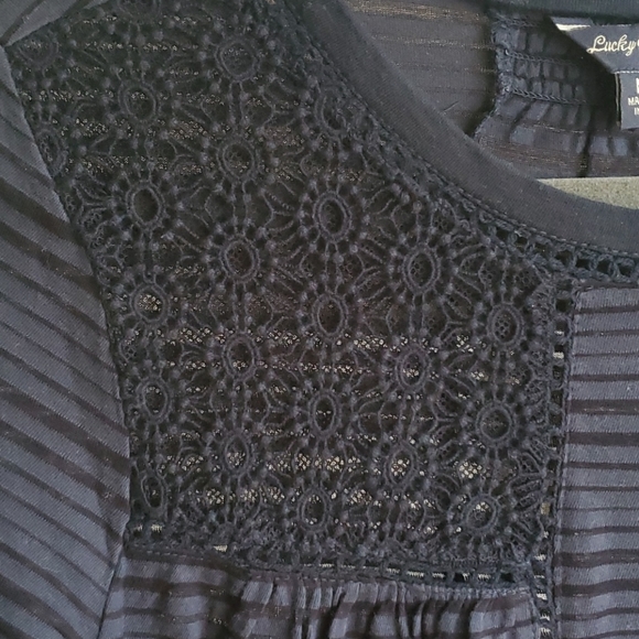 Lucky Brand Top - Picture 2 of 9